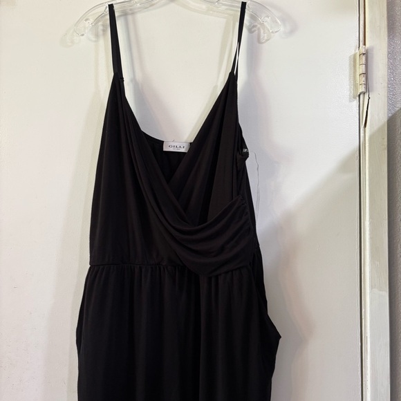 Gilli Black Jumpsuit Plus Size 2X Soft Stretch Spaghetti Strap Classic - Picture 2 of 9
